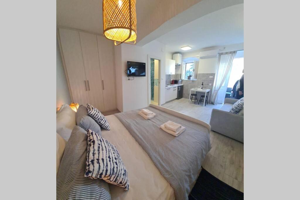 Studio Apartment Marella Vis Eksteriør bilde